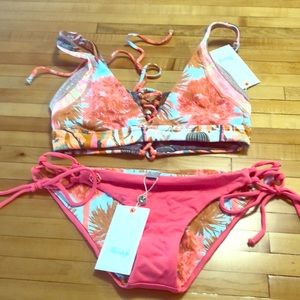 BNWT Maaji 4 way Swimsuit